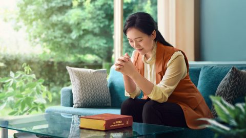 Como se pode estabelecer um relacionamento normal com Deus