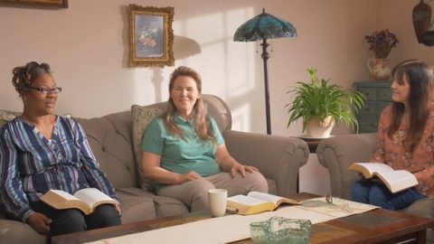 Naquele dia o céu estava especialmente claro e ensolarado